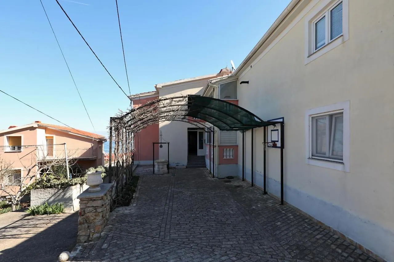 Apartment Zanov Preko Kroatië